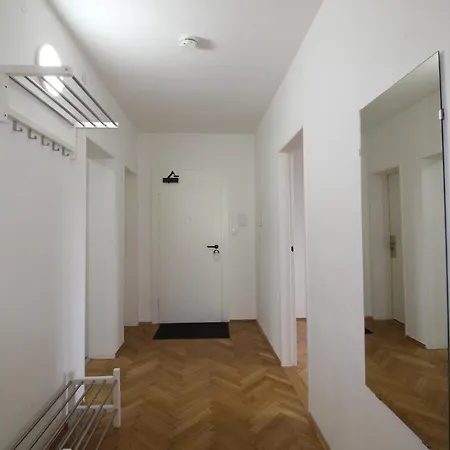 Apartmenthaus - Grosszugige Fur Je 6 Personen Mit Balkon Apartment *